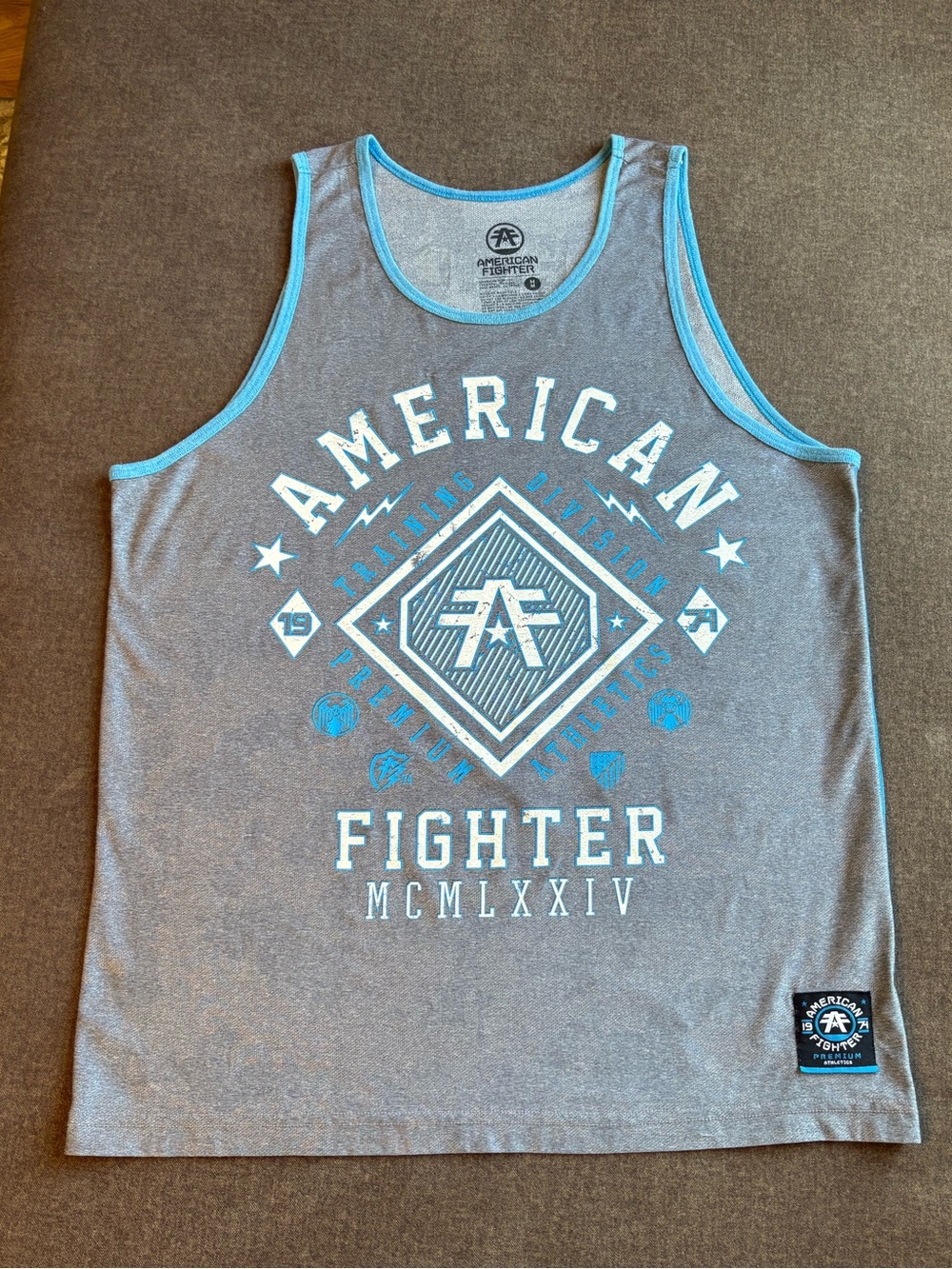 American Fighter Kendall tank size L